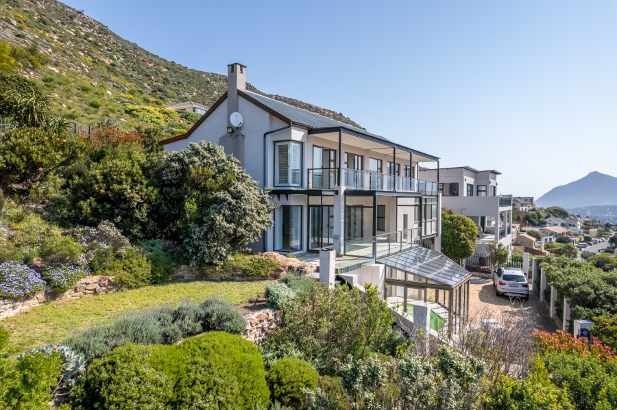 4 Bedroom Property for Sale in Fish Hoek Western Cape